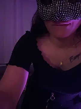  isadora online show from 02/11/26, 06:13