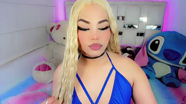 Alannys xHotx online show from 05/10/26, 01:33