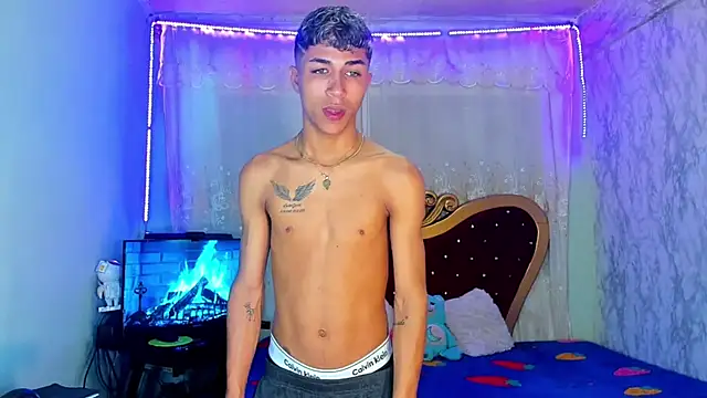 Snapshot of boyswantingplay chatting on 02/26/26, 05:34 boyswantingplay online show from 02/26/26, 05:34