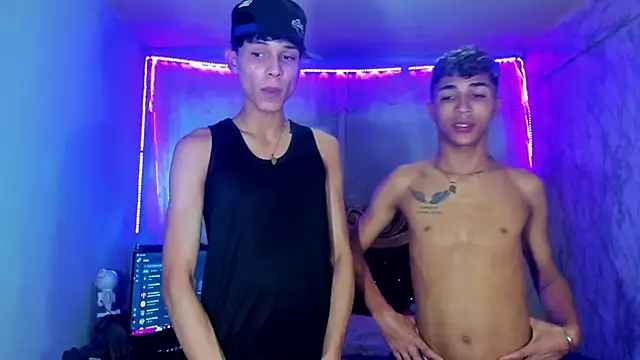 Snapshot of boyswantingplay chatting on 02/28/26, 04:46 boyswantingplay online show from 02/28/26, 04:46