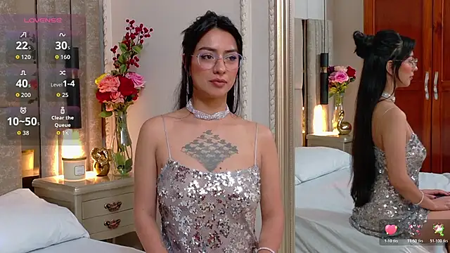 Snapshot of Penelope-Cross chatting on 02/12/26, 02:12 Penelope-Cross online show from 02/12/26, 02:12