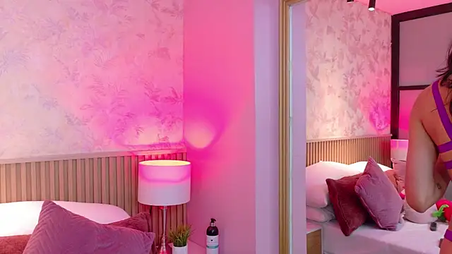 AdelineJhones online show from 03/08/26, 02:54