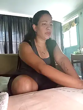 LeilaTaylor online show from 02/22/26, 06:39