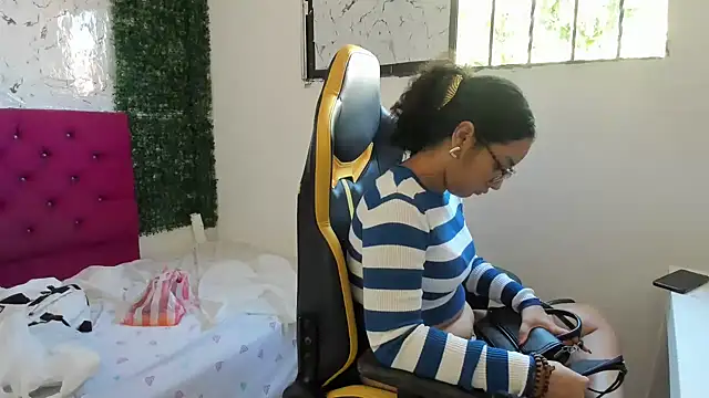 emily stars1 online show from 01/07/26, 02:19