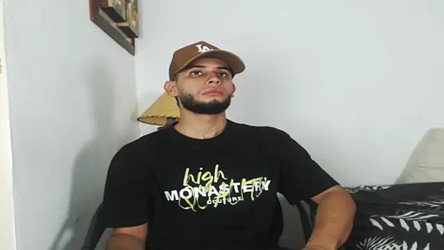 Maxcole 07 online show from 10/29/25, 09:05