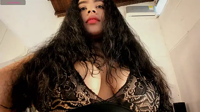 EmmadaSilva online show from 02/25/26, 10:30