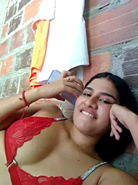 Snapshot of dirty-hot-girl-xxx chatting on 12/13/25, 07:53 dirty-hot-girl-xxx online show from 12/13/25, 07:53