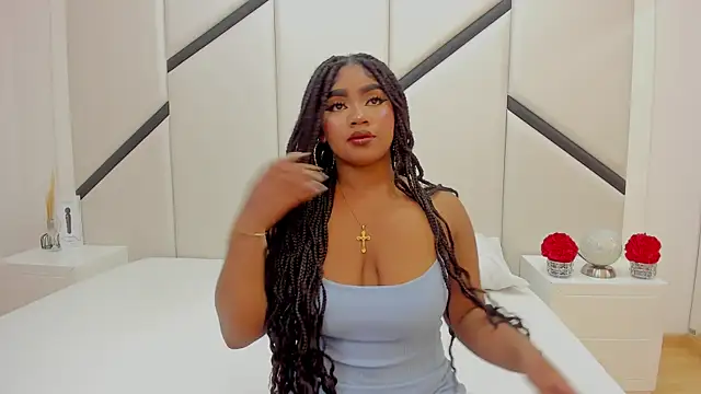 Snapshot of MirandaTurbay chatting on 11/07/25, 02:11 MirandaTurbay online show from 11/07/25, 02:11