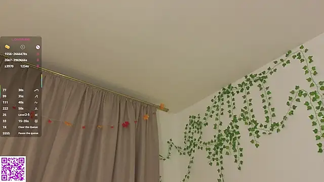 KissyCloud online show from 11/04/25, 08:13