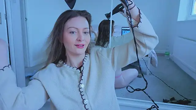 Lovelavender  online show from 03/03/26, 12:55