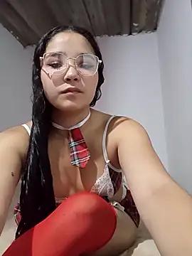 Snapshot of cami_3008 chatting on 11/10/25, 02:32 cami 3008 online show from 11/10/25, 02:32