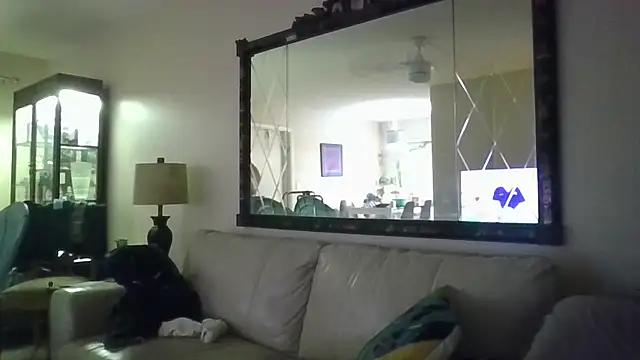 Snapshot of KosherCo313 chatting on 11/06/25, 03:40 KosherCo313 online show from 11/06/25, 03:40