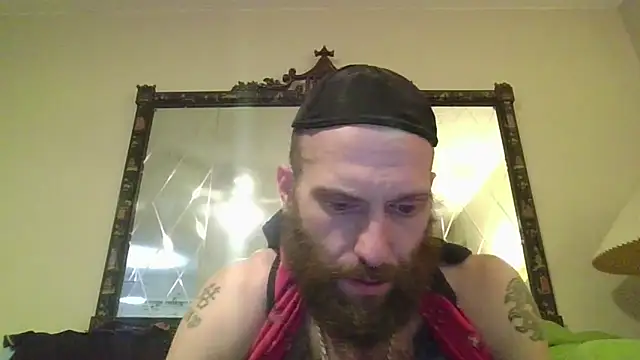 Snapshot of KosherCo313 chatting on 12/01/25, 03:00 KosherCo313 online show from 12/01/25, 03:00