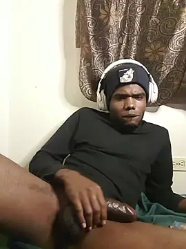 Snapshot of Suamyst_25 chatting on 12/01/25, 09:25 Suamyst 25 online show from 12/01/25, 09:25