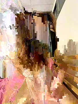 Snapshot of LunaKissing chatting on 10/23/25, 05:18 LunaKissing online show from 10/23/25, 05:18