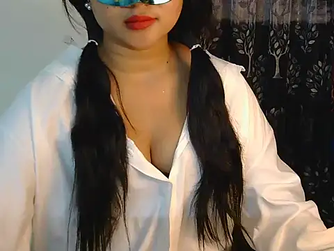 Snapshot of crazy_witch chatting on 10/31/25, 05:47 crazy witch online show from 10/31/25, 05:47