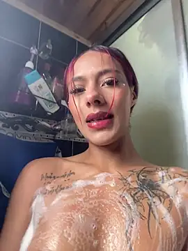 Emilyy-18 online show from 11/24/25, 04:40