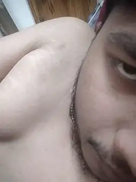 niiksvinz online show from 12/23/25, 10:57