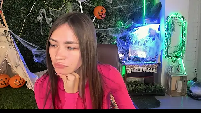 Snapshot of lollyrais chatting on 10/25/25, 01:07 lollyrais online show from 10/25/25, 01:07