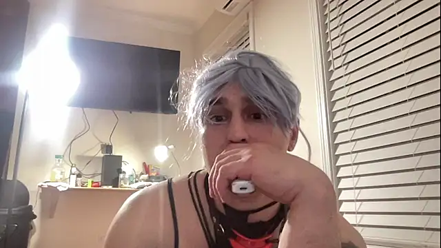 Snapshot of andrenoma427 chatting on 11/08/25, 05:40 andrenoma427 online show from 11/08/25, 05:40