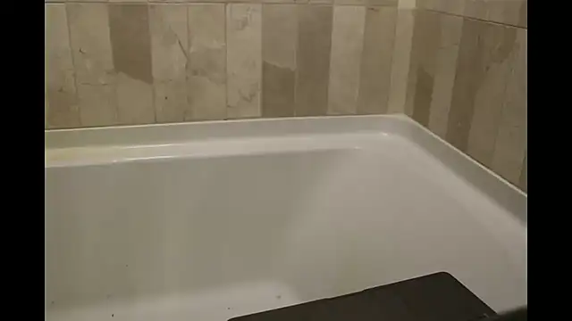 Snapshot of andrenoma427 chatting on 11/16/25, 03:45 andrenoma427 online show from 11/16/25, 03:45