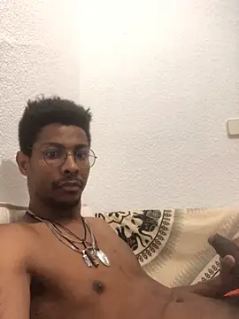 Albert Madrid online show from 11/29/25, 08:28