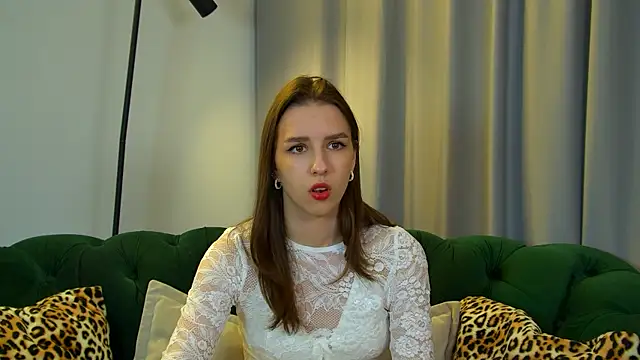 AliceAtkins online show from 11/28/25, 06:05