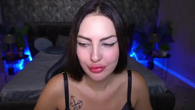 AleksaaJoy online show from 06/18/26, 11:09