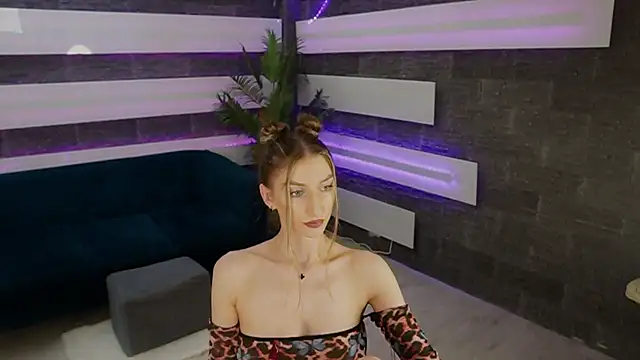 Snapshot of SexyCelline chatting on 06/25/26, 04:12 SexyCelline online show from 06/25/26, 04:12