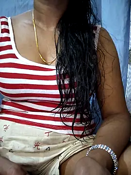 Ezabelljohn online show from 04/13/26, 10:54