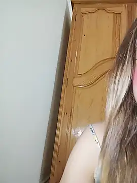 indilasixeey online show from 05/15/26, 03:35