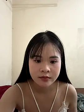 Snapshot of Emma_sexy98 chatting on 10/24/25, 03:52 Emma sexy98 online show from 10/24/25, 03:52