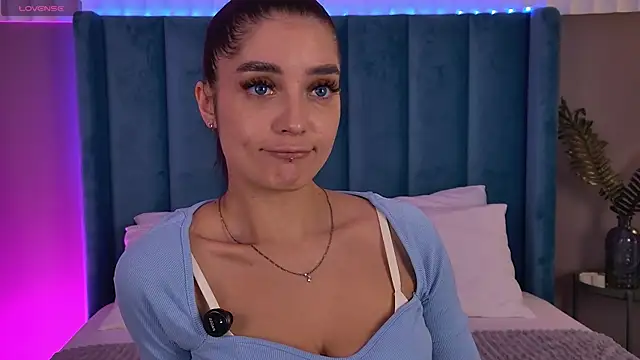 EricaKors online show from 03/19/26, 08:40