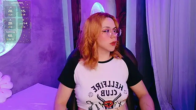 sussiestrawberry online show from 11/22/25, 05:17