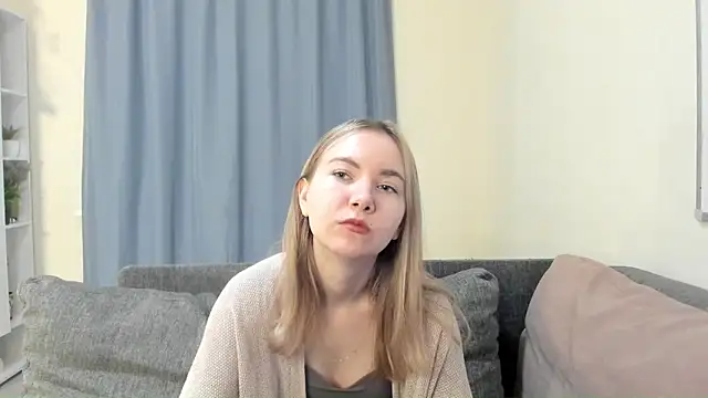 CathyHeximer online show from 12/15/25, 08:18