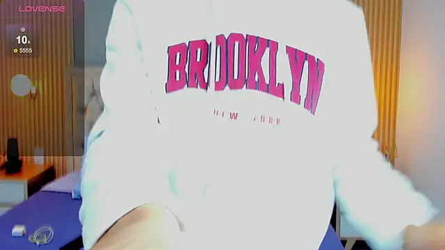 Maxii18  online show from 01/07/26, 03:20