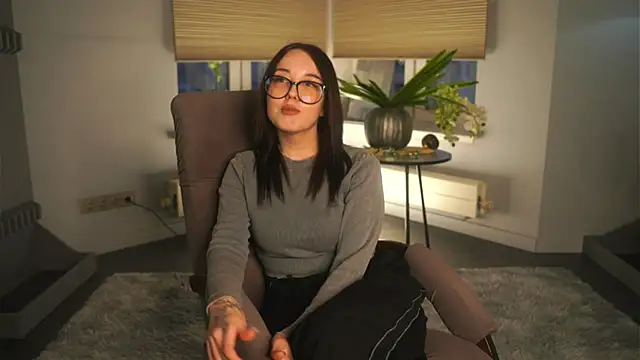 CharleenHosten online show from 10/23/25, 12:48