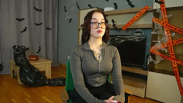 CharleenHosten online show from 11/01/25, 01:13