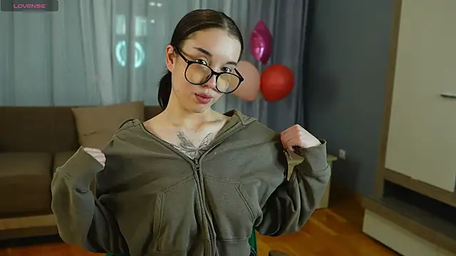 CharleenHosten online show from 11/22/25, 02:05