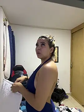 sofia montclair online show from 04/06/26, 07:37