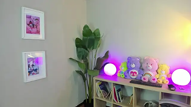 lexirouge   online show from 11/27/25, 12:29