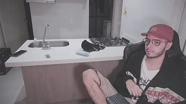 dan and daya online show from 11/21/25, 09:13