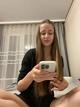 Angel hotyy online show from 10/29/25, 07:37