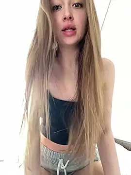 Angel hotyy online show from 04/04/26, 02:14