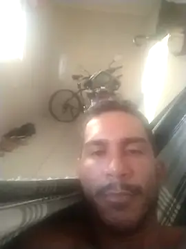 BruninhoRecife online show from 11/19/25, 08:58