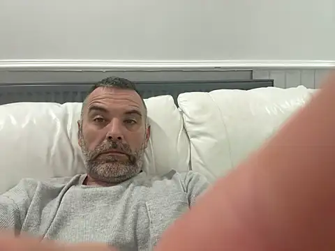 Snapshot of plymouthlad82 chatting on 11/02/25, 12:46 plymouthlad82 online show from 11/02/25, 12:46