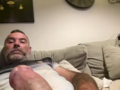 plymouthlad82 online show from 06/10/26, 11:13