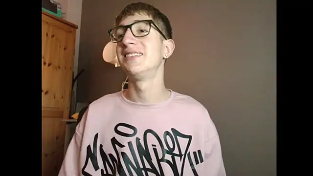 Erick Taylor3 online show from 12/15/25, 08:13