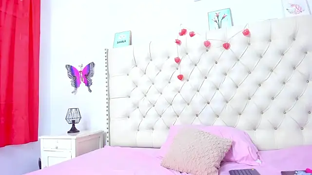 celena wonder online show from 11/25/25, 01:22