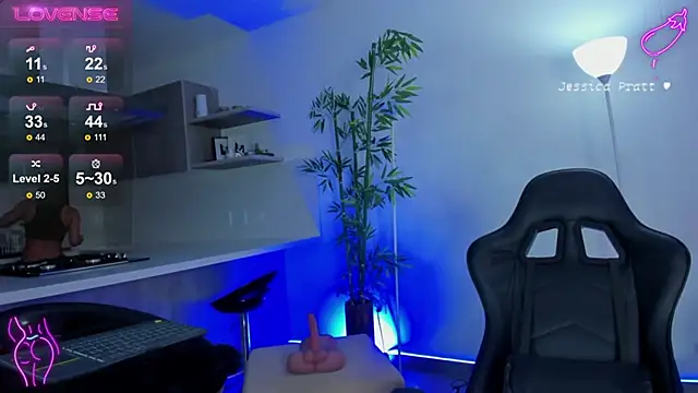 JessicaPratt online show from 12/13/24, 10:13